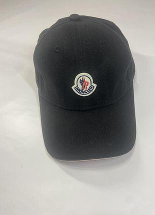 Кепка moncler