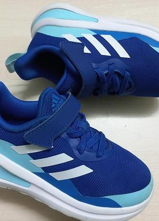 Кроссовки весна-лето мал.26-26.5р.adidas вьетнам