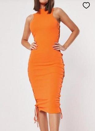 Помаранчева сукня міді з шнурівкою від missguided