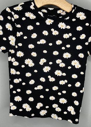 🌼🖤 футболка bershka — чёрная с белым принтом в виде ромашек 3