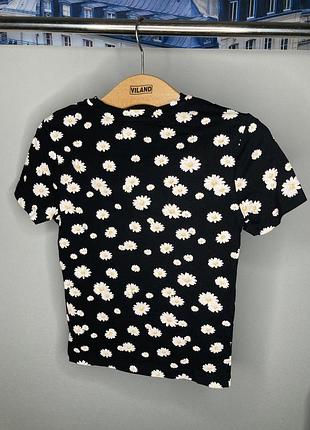 🌼🖤 футболка bershka — чёрная с белым принтом в виде ромашек 8