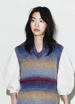 Жилетка тепла кольорова zara жилет унісекс безрукавка в смужку різнокольорова брендова