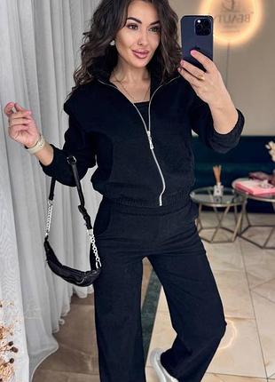 Костюм  дуже крута модель☺️