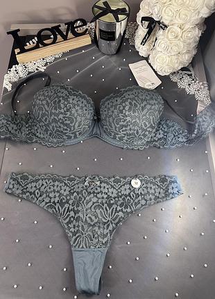 Шикарний комплект hunkemoller