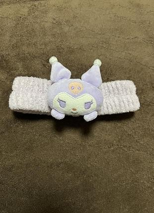 Дитяча жіноча повʼязка косметична фіолетова на голову hello kitty куромі для волосся