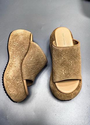 Шльопанці tory burch  шлепанцы