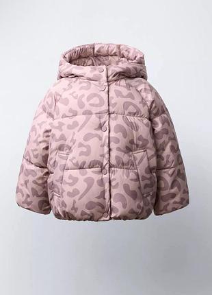 Дитяча куртка рожевого кольору, zara , має флісову підкладку та водонепроникну тканину 92 см та 104 см