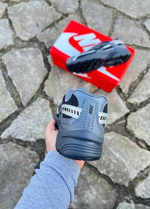 Nike initiator dark gray 9
