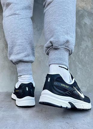 Nike initiator black white 5