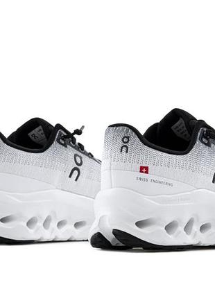 L*ewe x cloudtilt white black 4