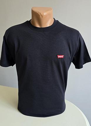 Футболка levi's