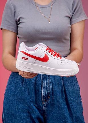 Женские кроссовки nike air force 1 x supreme white red акция