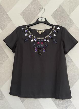 Нарядна блузка з камінням yumi