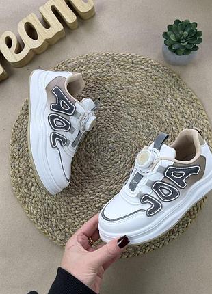 Кросівки для дівчинки