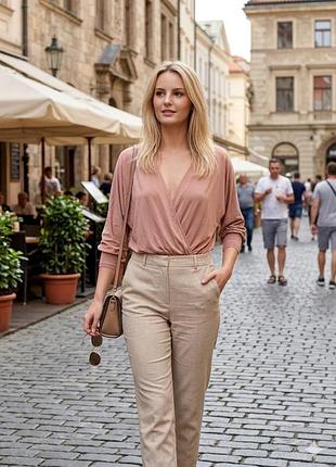 Боди стрейч женский бренда 
" forever 21", m, 89% вискоза+эластан, 1+1=3.