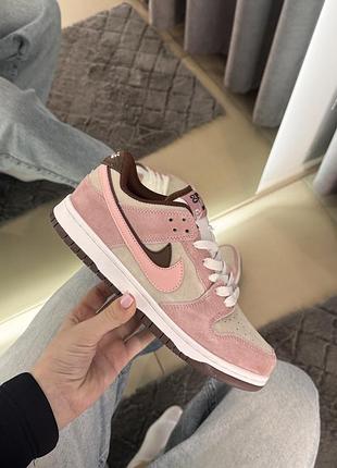 Nike кросівки