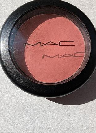 Румяна mac&nbsp;sheertone blush&nbsp;в оттенке peaches