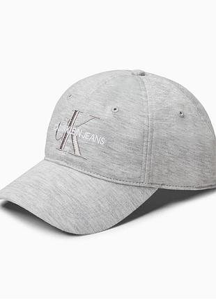 Сіра бейсболка calvin klein