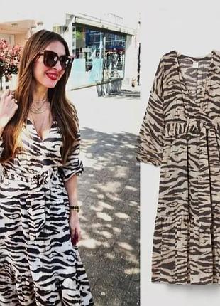 Сукня з тваринним принтом від h&m р.m