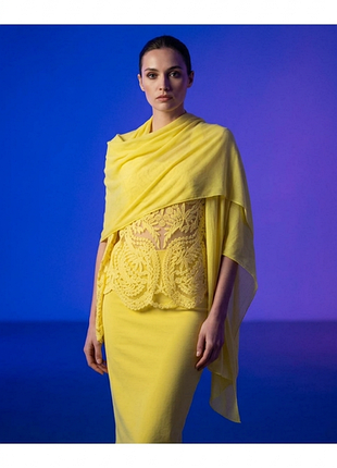 Шикарный комплект из 4 предметов.