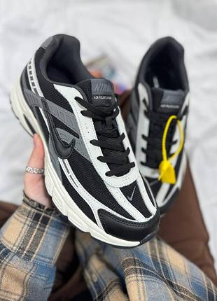 ✔️ nike initiator black grey 3