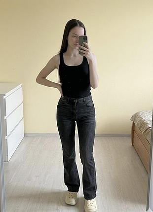 Джинси кльош
