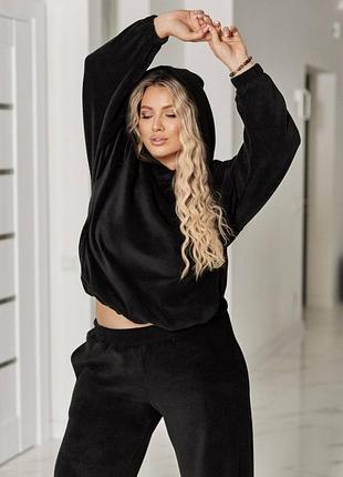 Фоисовая короткая худи с капюшоном/ l- xl/ brend prettylittlething