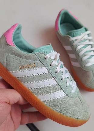 Оригинальный adidas gazelle р30.5 длина стельки по факту 19см