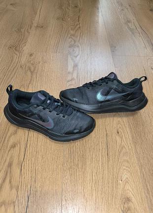 Кроссовки nike