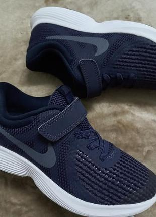 Кроссовки мокасины весна-лето мал.31-32р. nike вьетнам