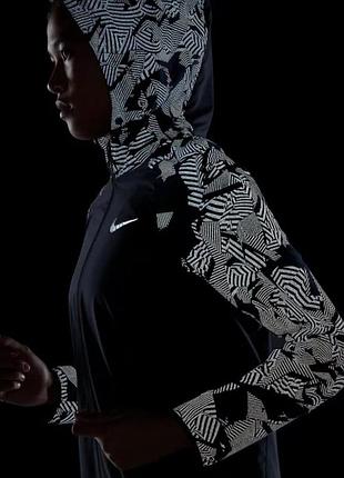 Nike (xl) essential flash reflective hooded windbreaker jacket легка куртка вітровка