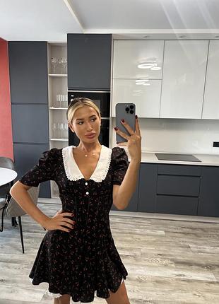 Ніжна міні сукня з комірцем 🖤
