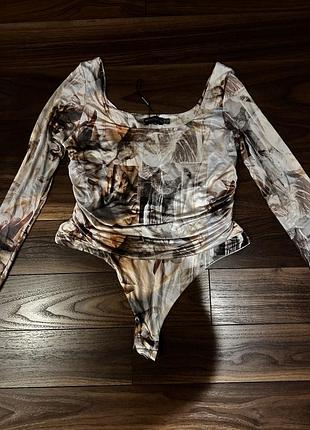 Боді prettylittlething