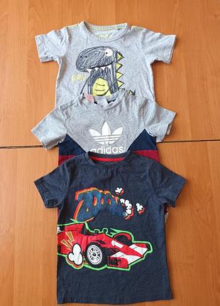Комплект футболок (3 шт) для мальчика 4-5 лет.