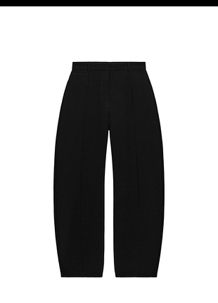Актуальные брюки барель zara