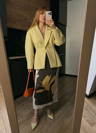 Шикарна сатинова зелена спідниця в принт zara
🤩🤩🤩🤩🤩🤩🤩🤩🤩🤩🤩🤩