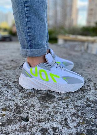 Adidas yeezy boost 700 5
