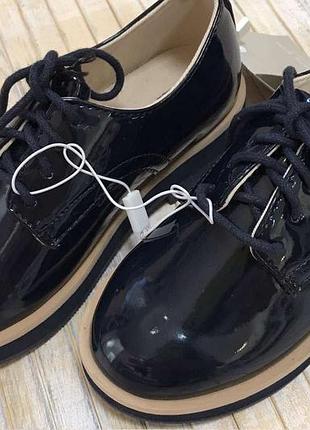 Шикарные лаковые туфли zara 3