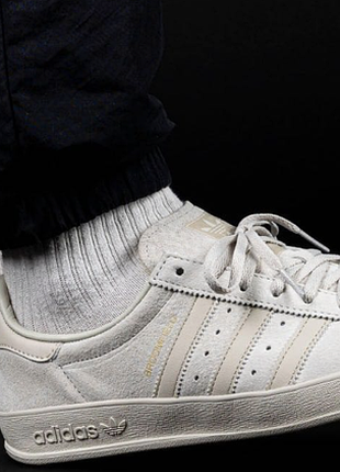 Замшеві кросівки adidas broomfield, оригінал, р-р 43, уст 28 см