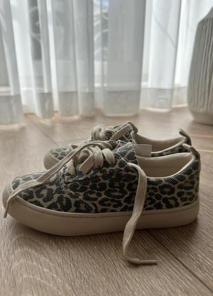 Яскраві кеди zara 2