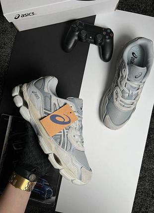 Чоловічі кросівки  asics gel-nyc light grey beige 10