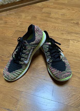 Кросівки nike