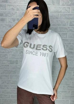 Футболка с камушками guess 36р, 38р s m