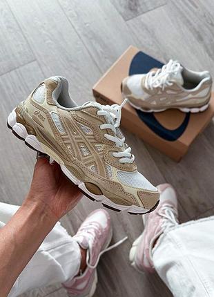 Стильні жіночі та чоловічі кросівки asics gel-nyc white feather grey бежеві