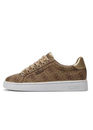 Кросівки guess