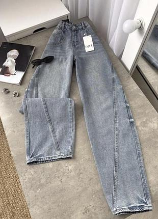Джинси baggy з декоративними швами