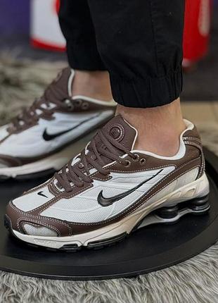 Кроссовки nike shox tl x supreme, коричневые