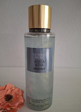 Aqua kiss shimmer mist