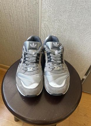 Чоловічі кросівки фірми adidas. оригінал.