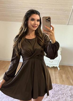 Жіноча шовкова сукня